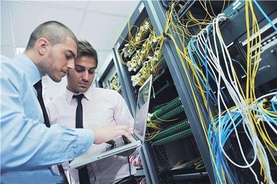 小區網絡工程師 守護居家數字生活的“隱形衛士”